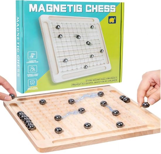 Picture of Magnetic chess with wooden board
